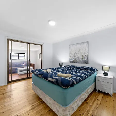 4 Bedroom Cozy House 20Mins City 15Mins Airport Sydney Exterior photo